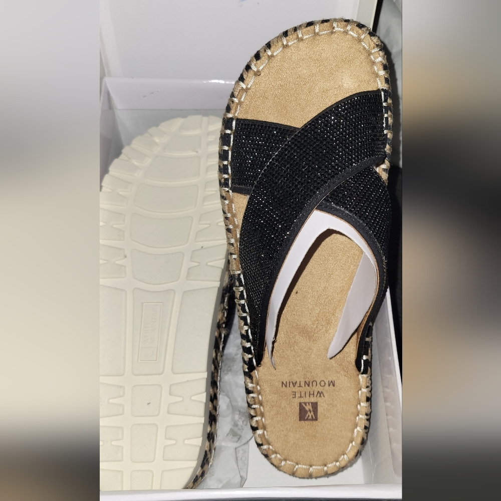 White Mountain women's